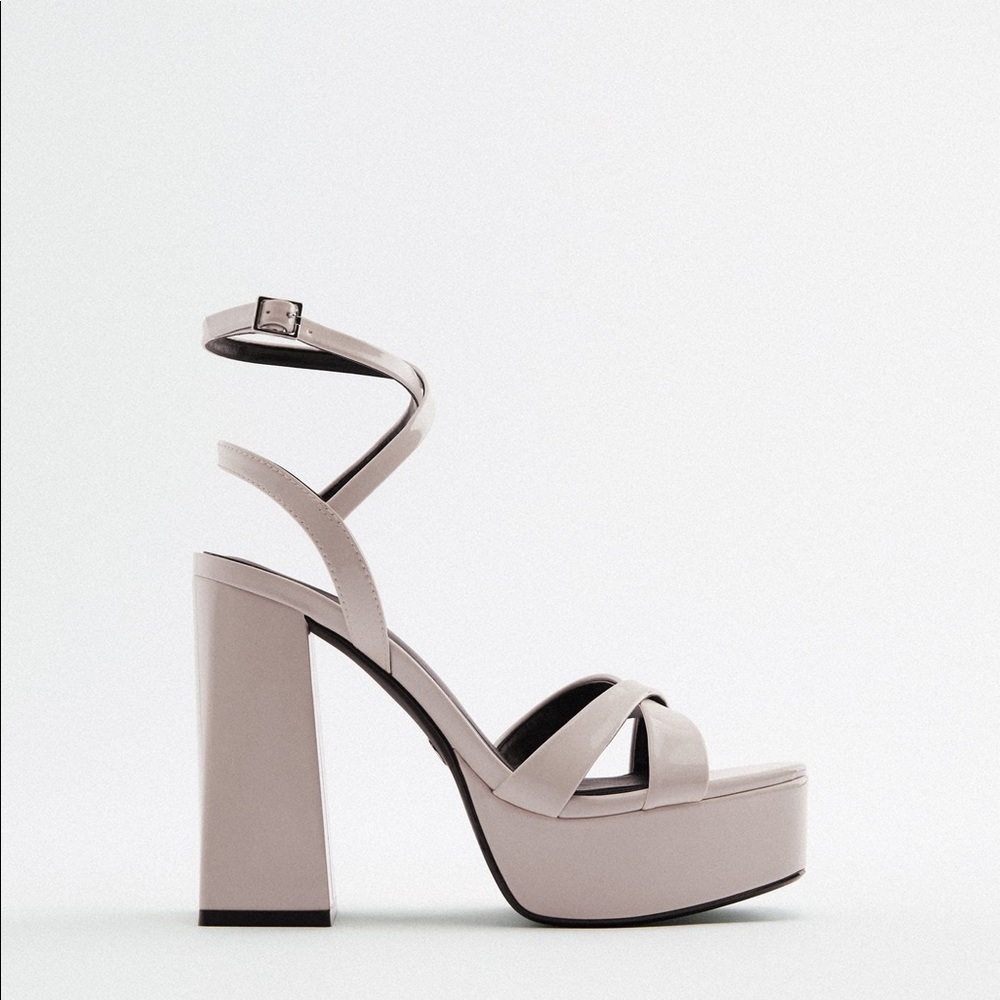 Zara nude high heeled platform sandal size 40/ I wear a size 9US worn once